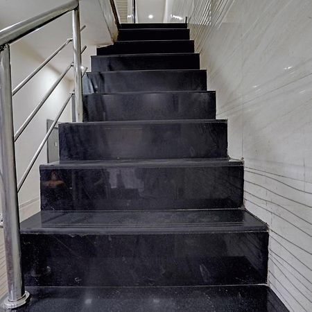Hotel O Nithyanand มุมไบ ภายนอก รูปภาพ