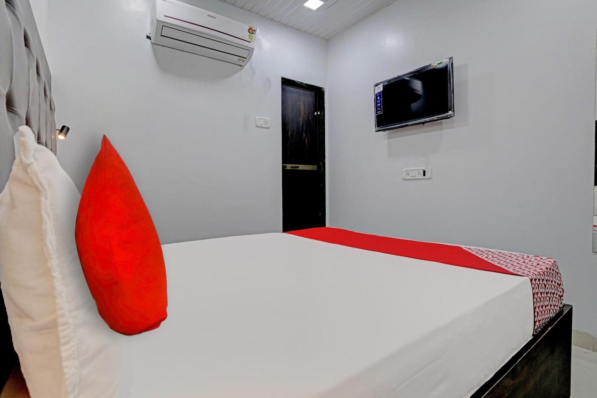 Hotel O Nithyanand มุมไบ ภายนอก รูปภาพ