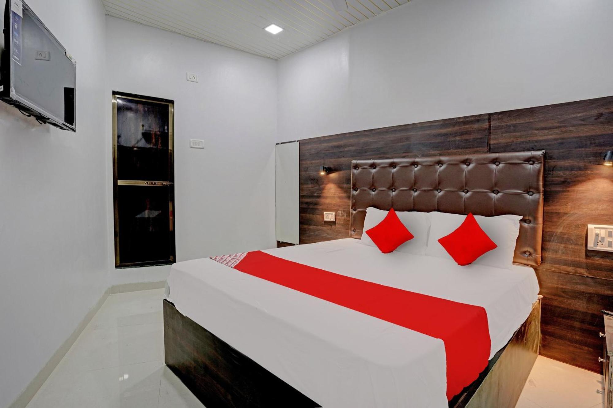Hotel O Nithyanand มุมไบ ภายนอก รูปภาพ